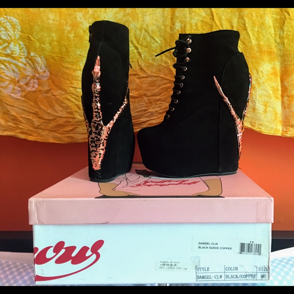 Very rare Jeffrey Campbell “The Lita Claw Shoe” 8W